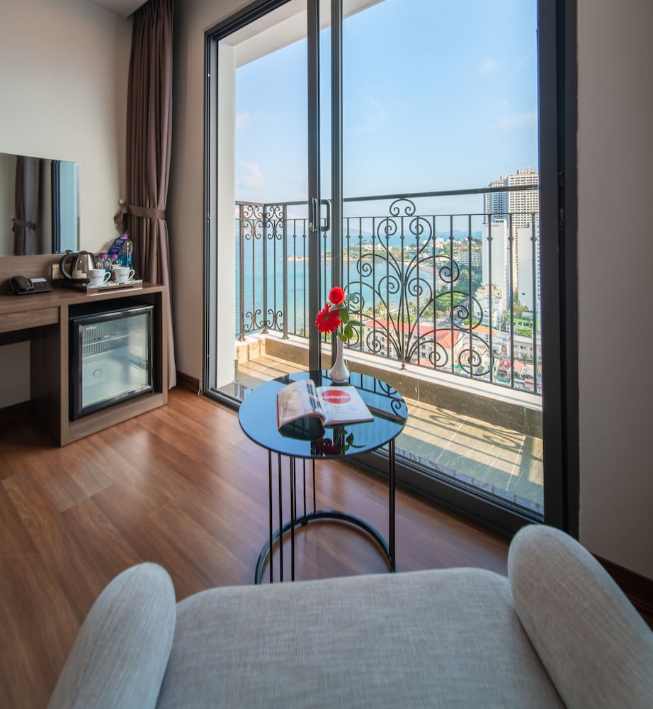 ASTON Nha Trang City Hotel 39/55