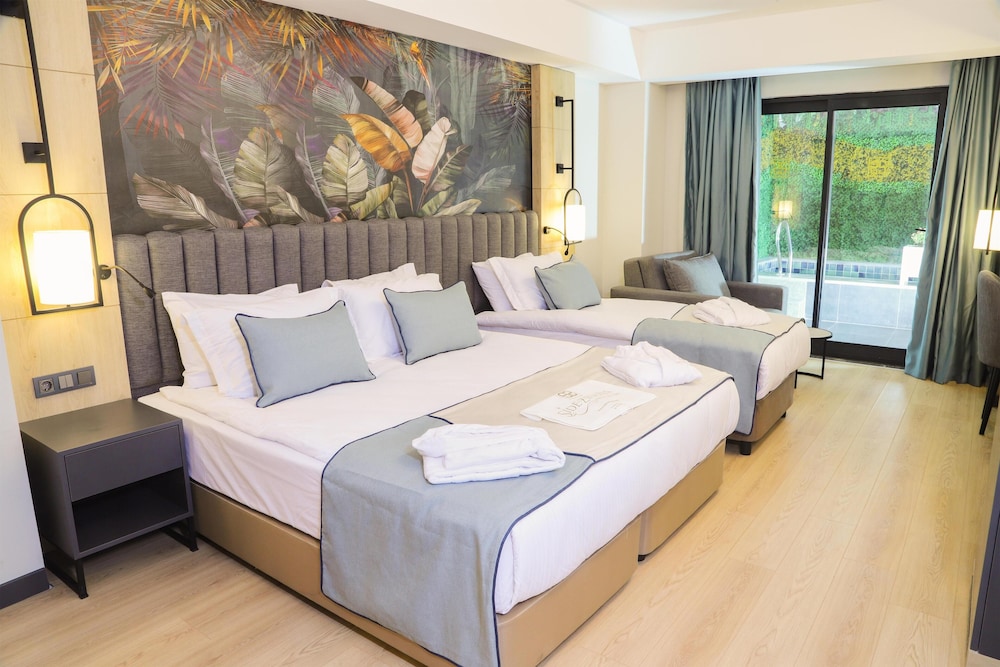 Side Zeugma Hotel - Adult Only 16 Plus 26/87