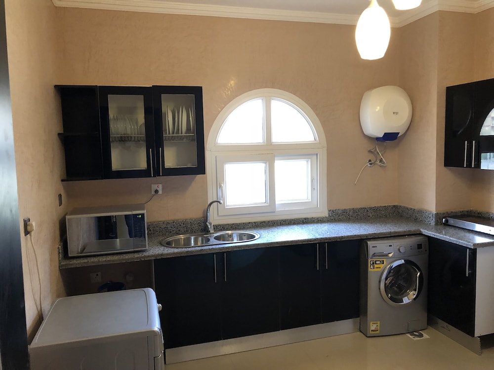 Arabella Residence 10/50