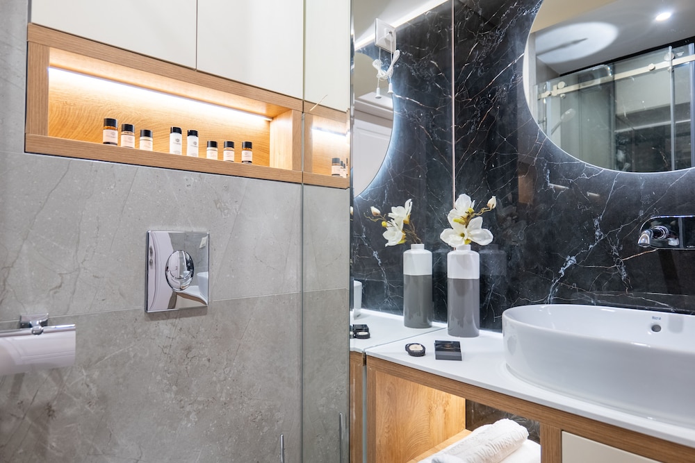 Harmony Suites 11, 12 Grand Resort 50/50