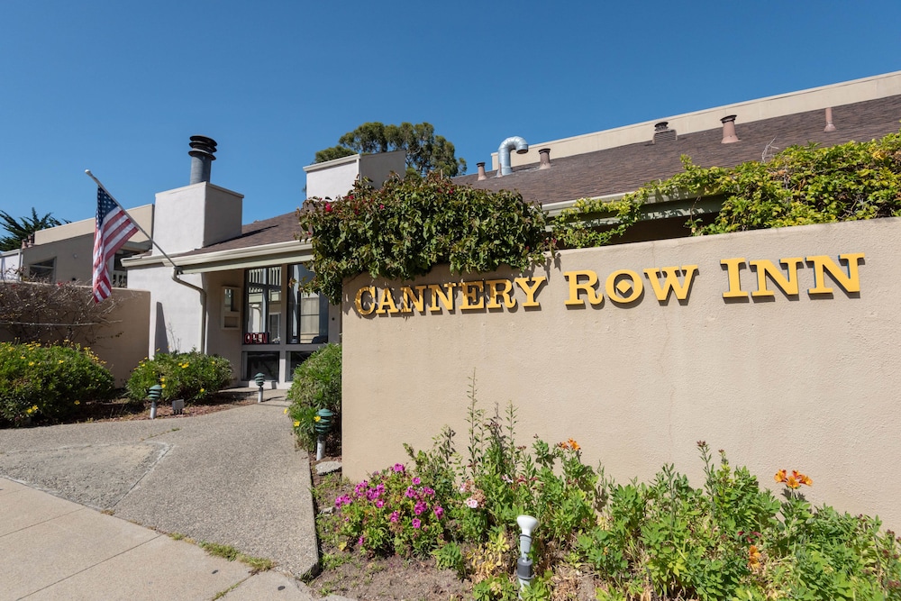Cannery Row Inn 68/69