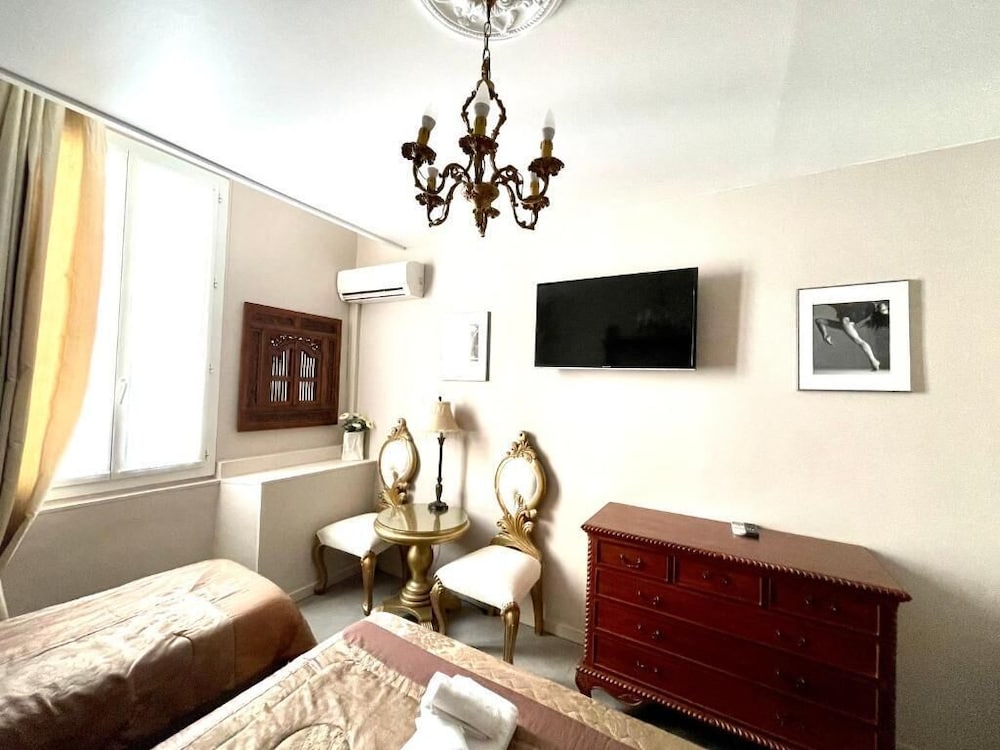 Azur Cannes Le Romanesque 38/57