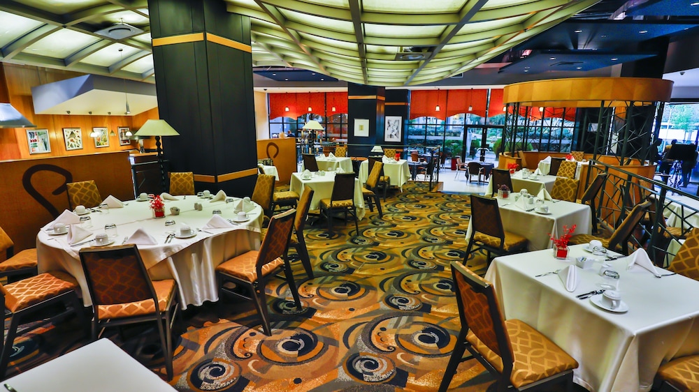Mak Albania Hotel 50/64