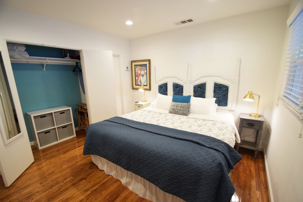 Boutique Hotel 444 8/73