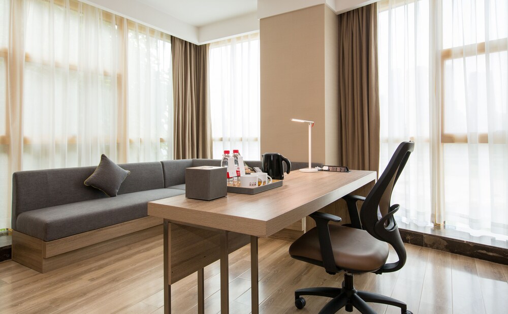 Atour Hotel (Chongqing Hongyadong Riverside) 30/36