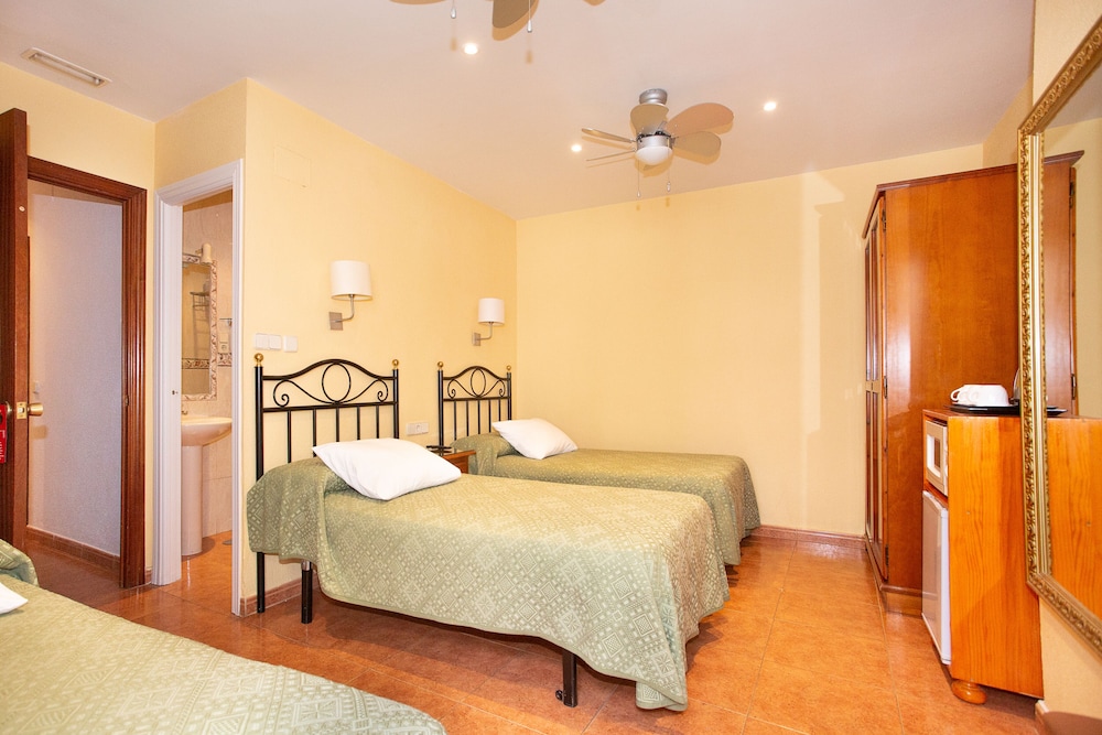Hostal Los Alpes 28/61