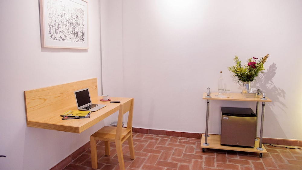 Agrado Guest House 8/56
