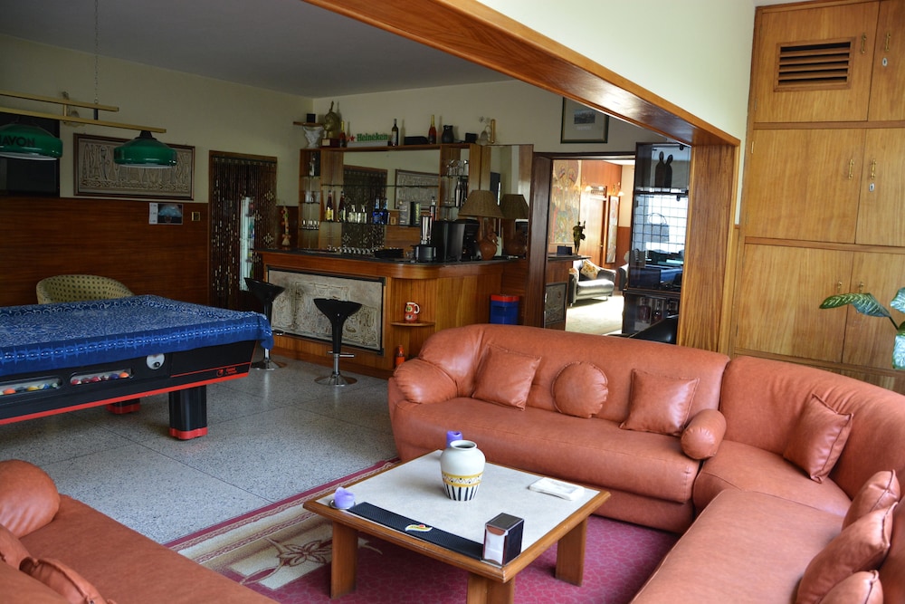 Manuela Residence 37/65