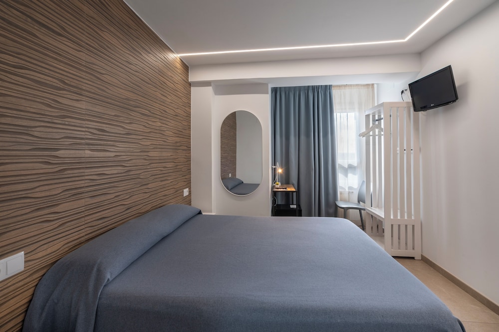 Hostal Pensimar 27/64