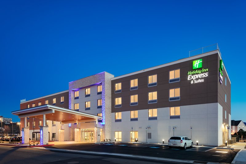 Holiday Inn Express and Suites Medford 1/38