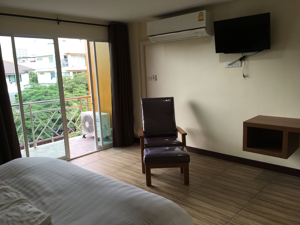 Baanwanchart Bangkok Residences 16/50
