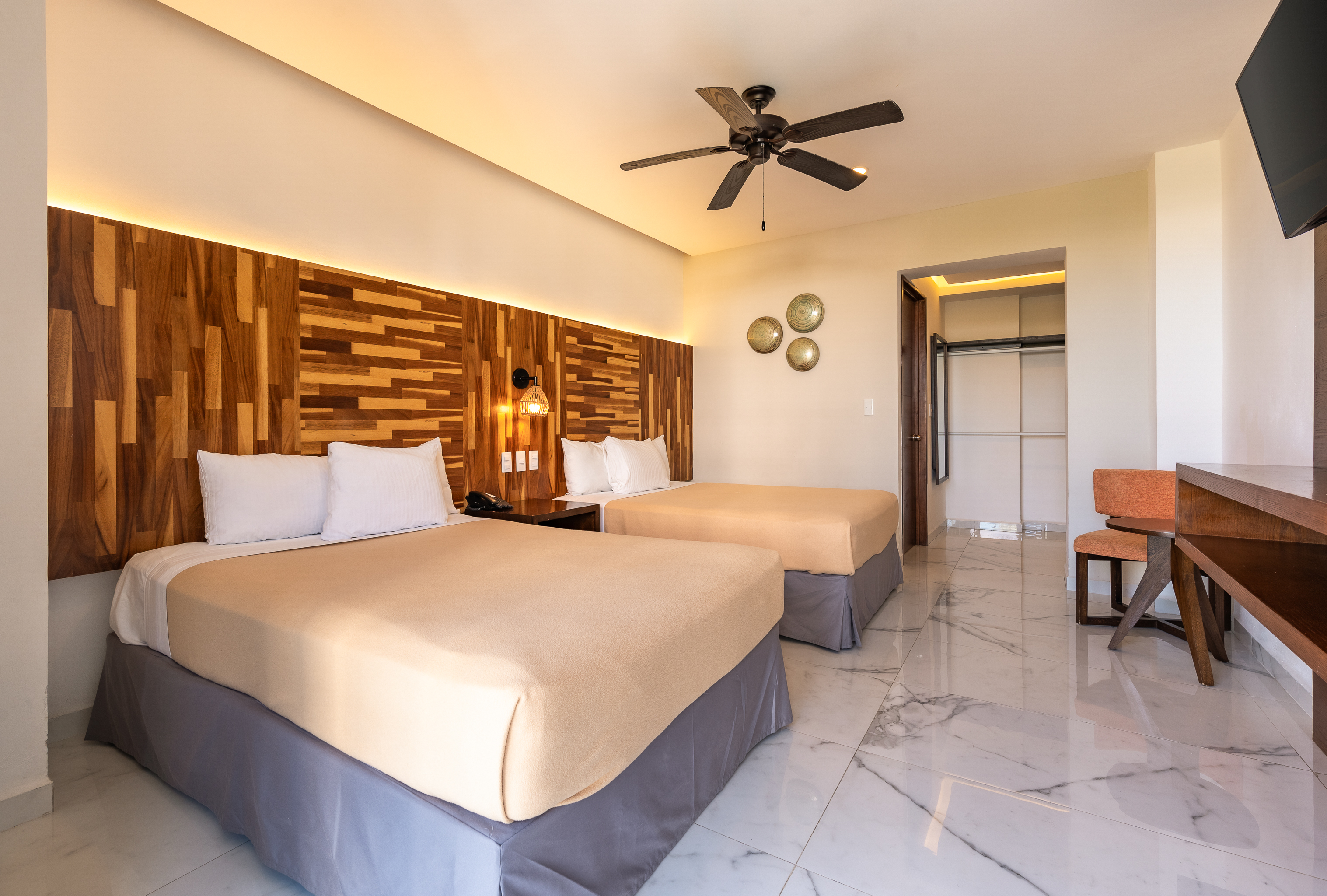 غرفة سوبيريور ديلوكس بسرير مزدوج بشرفة