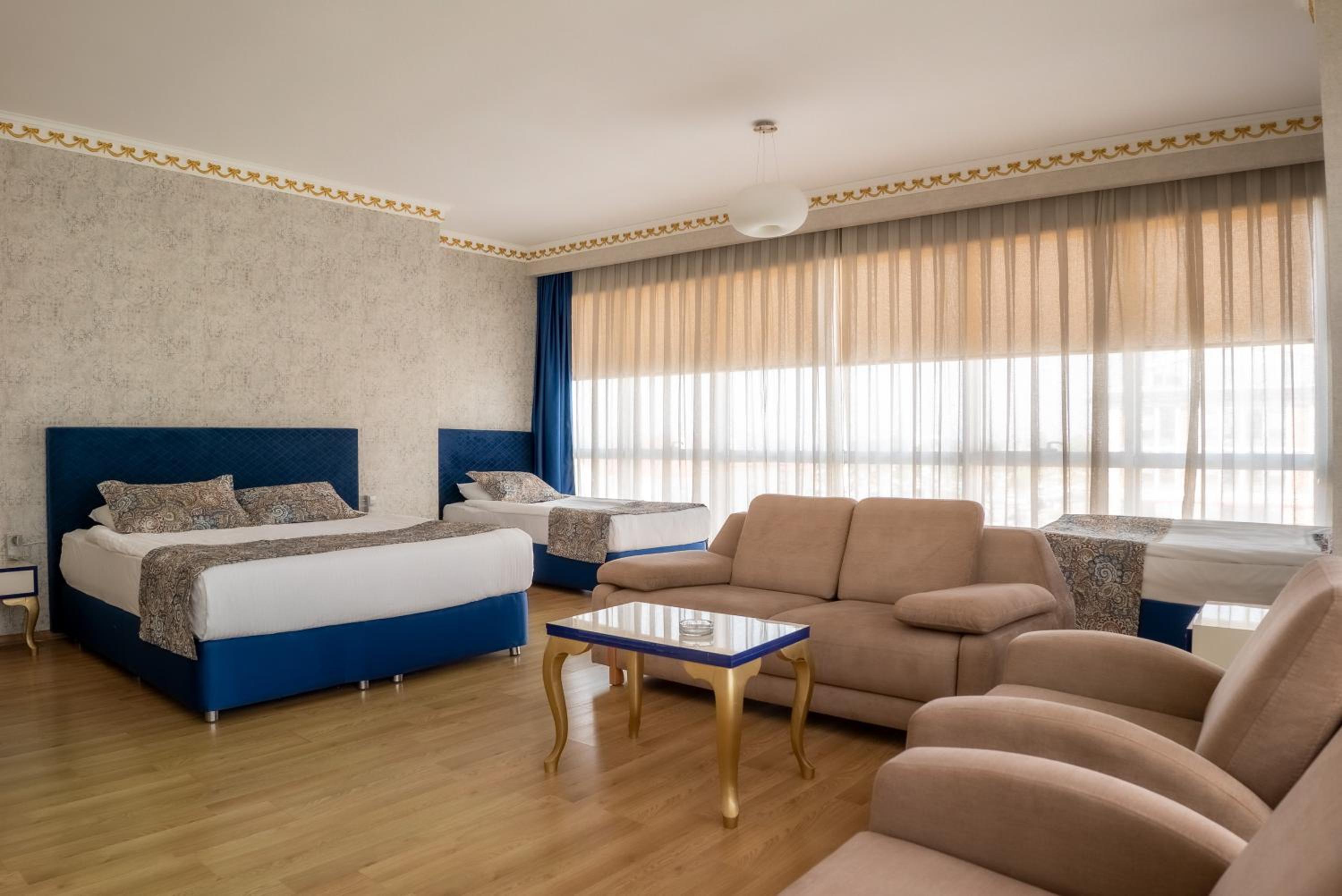 Grand Karot Hotel 37/56