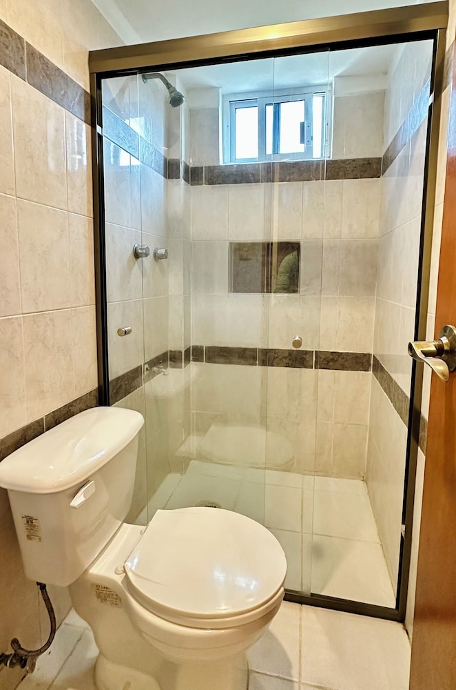 Barranquilla Hotel 65/66