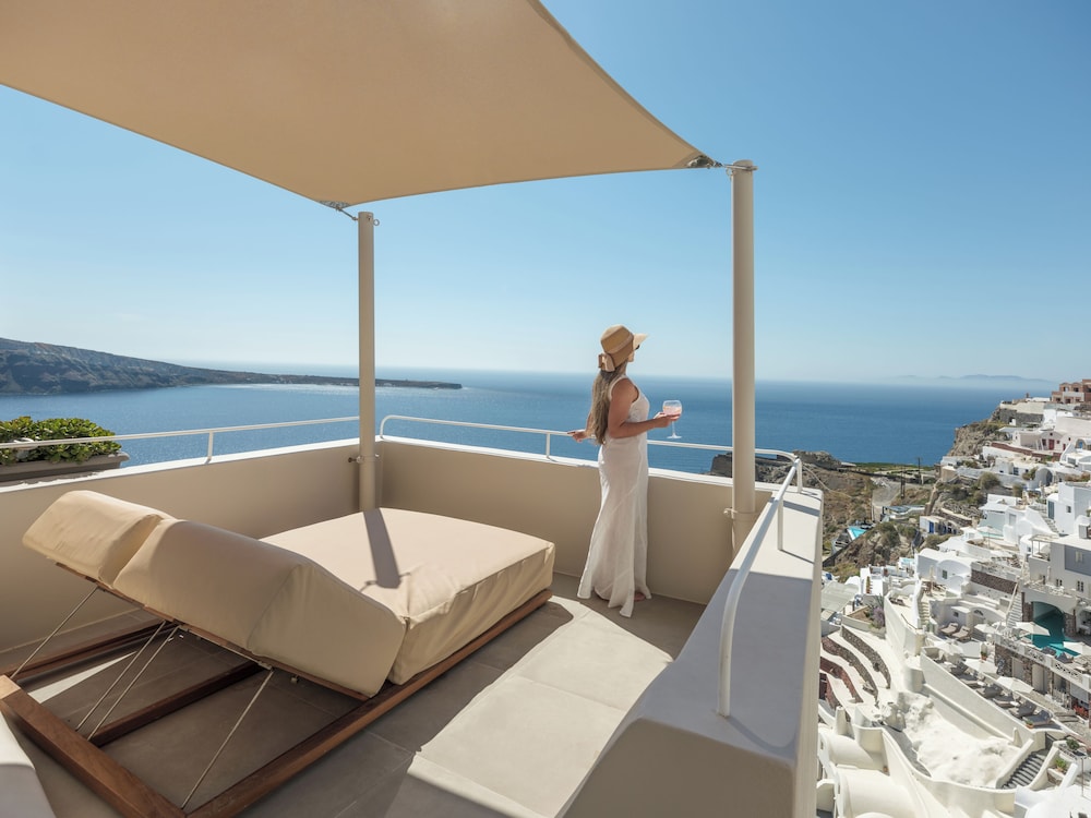 Oia Castle Luxury Suites by Art Maisons 36/50
