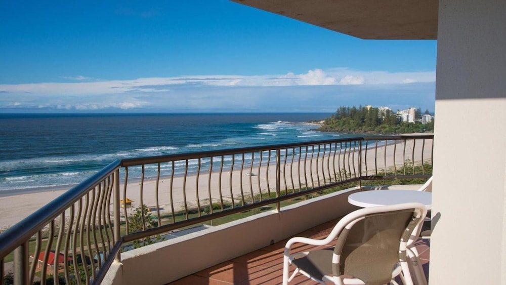 Beach House Seaside Resort Coolangatta 15/19