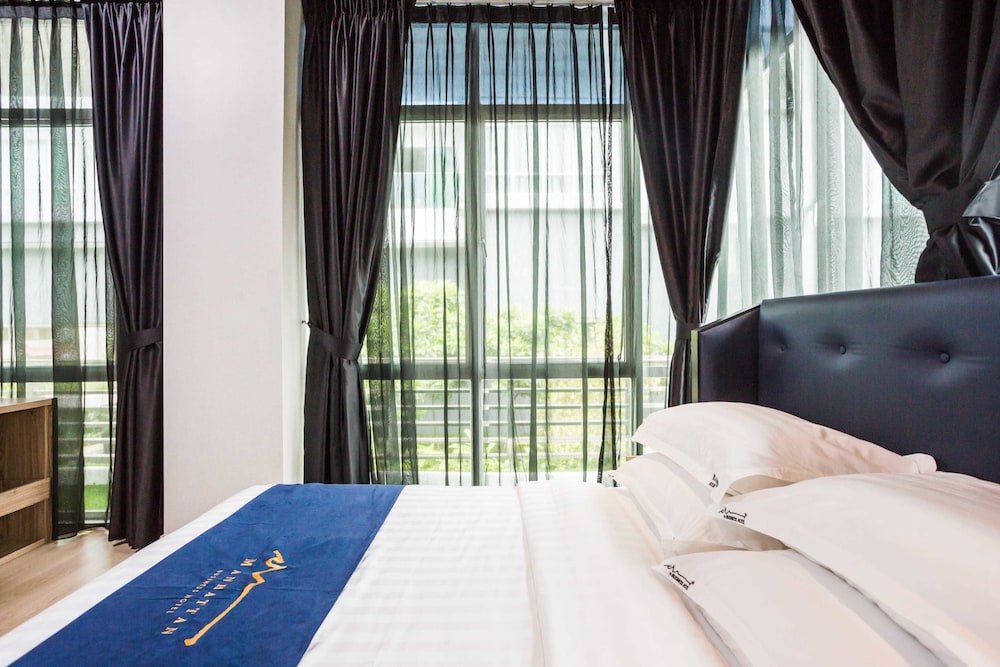 Manhattan Business Hotel TTDI 19/42