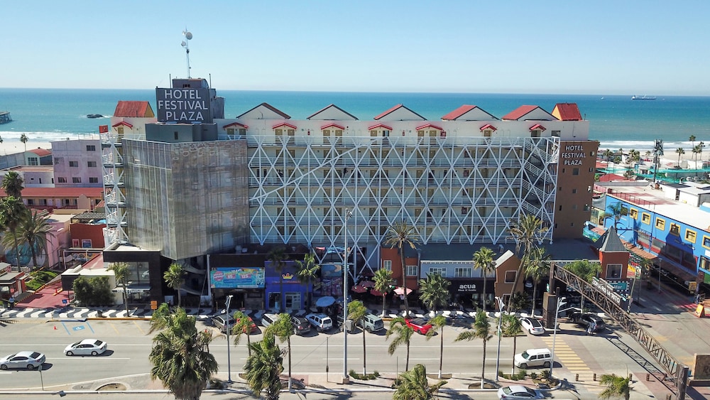 Festival Plaza Rosarito 2/72