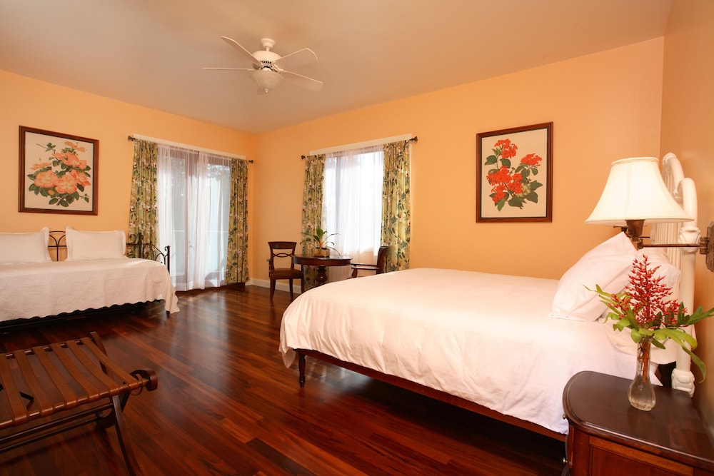 Hawaii Island Retreat 15/66