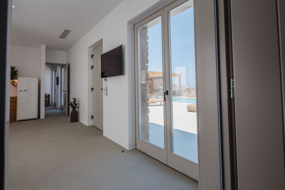 Amarelo Villas Mykonos 32/59