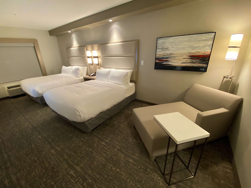 Best Western Premier Prince Albert 11/60