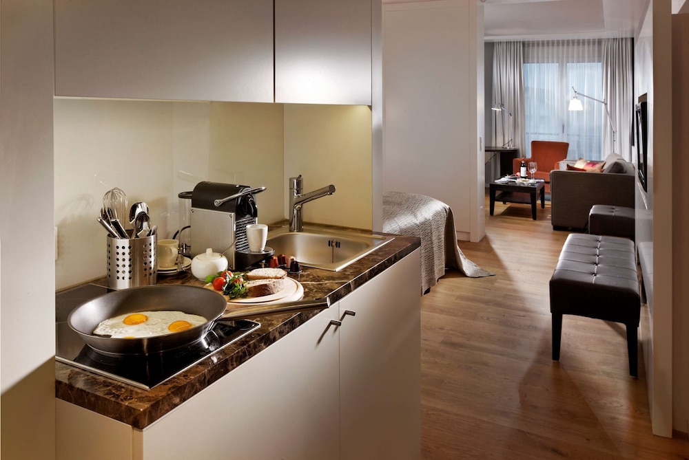 Parkhotel Stuttgart Messe-Airport, WorldHotels 48/71