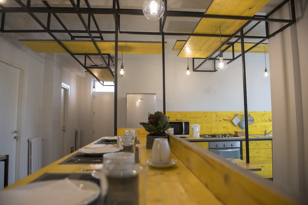 L'officina Di Apollo 37/50
