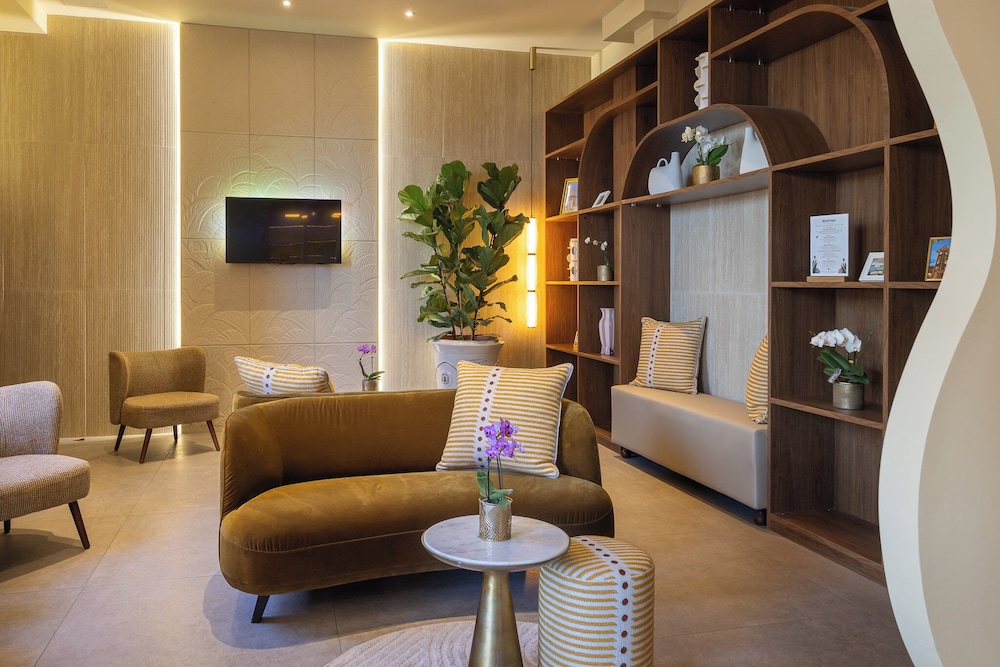 AEVA HOTEL 25/44