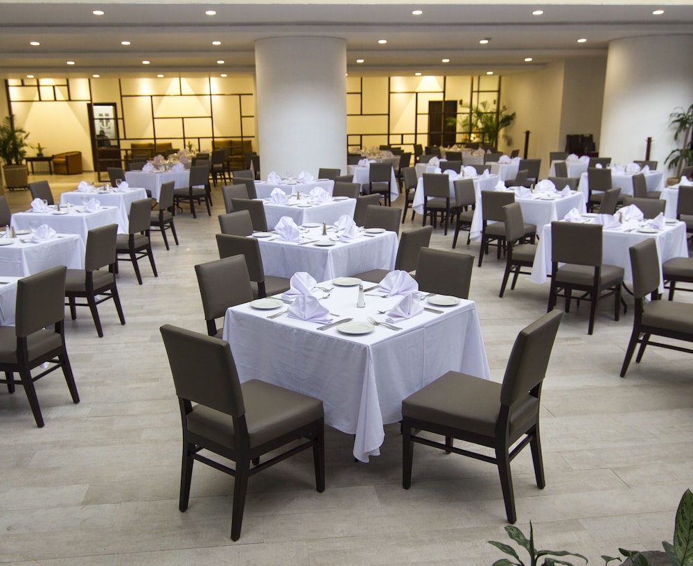 Clarion Suites Guatemala City 31/42
