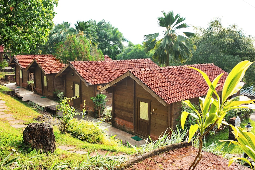 Stonewater Eco Resort 43/50