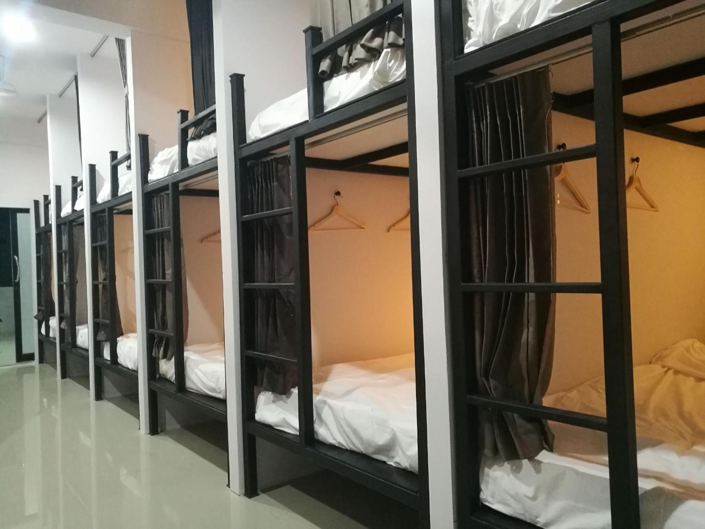 Capsule, Mixed Dorm