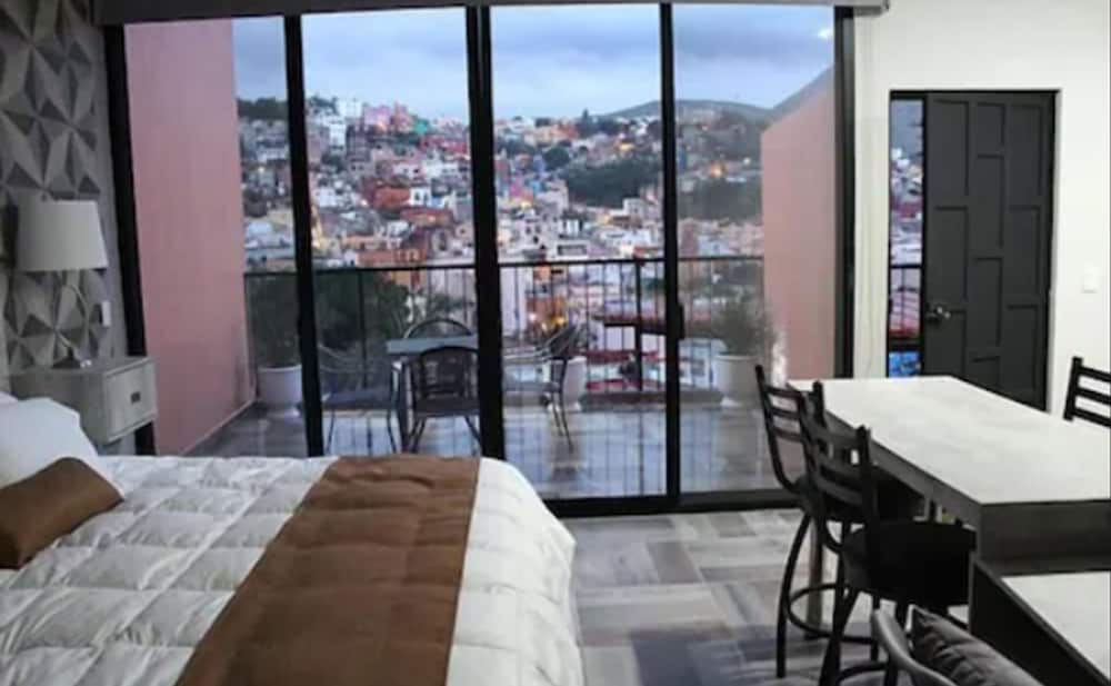 Hotel Corazon Mexicano 39/49