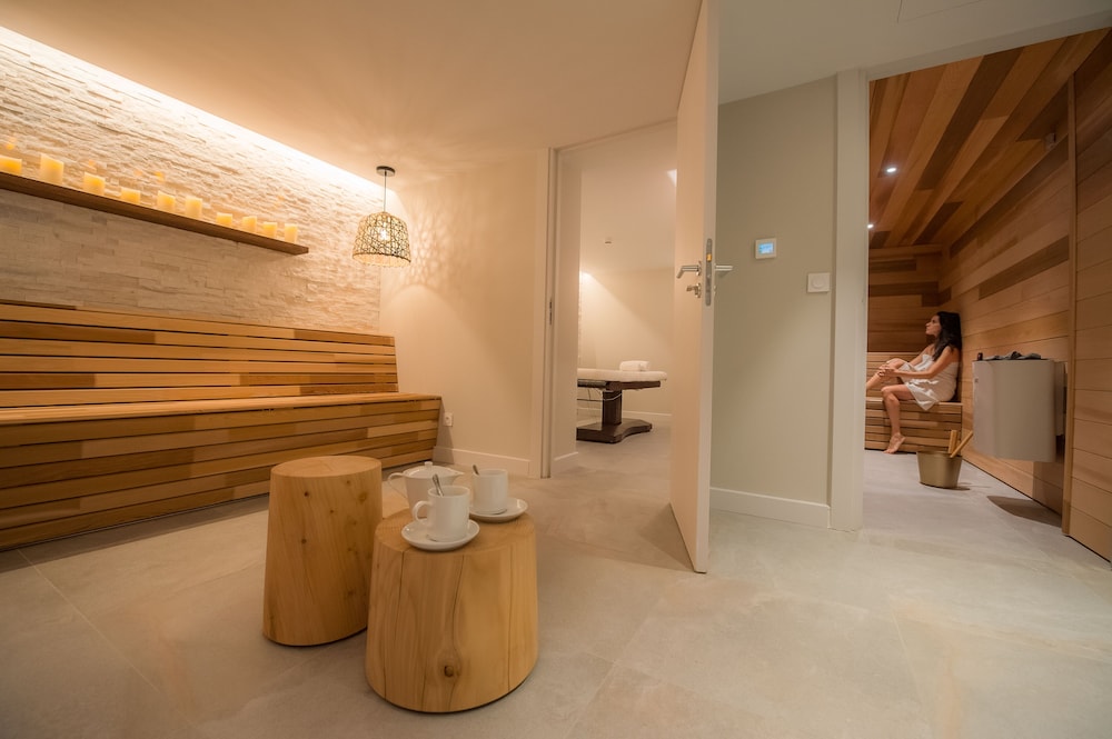 Chalet Hotel Le Whymper 35/63