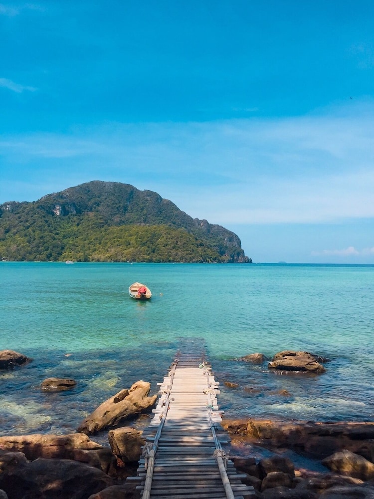 PHI PHI SEA SKY RESORT 28/66