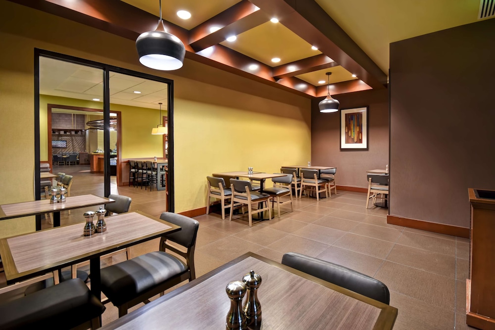 Hyatt Place Phoenix Gilbert 26/50