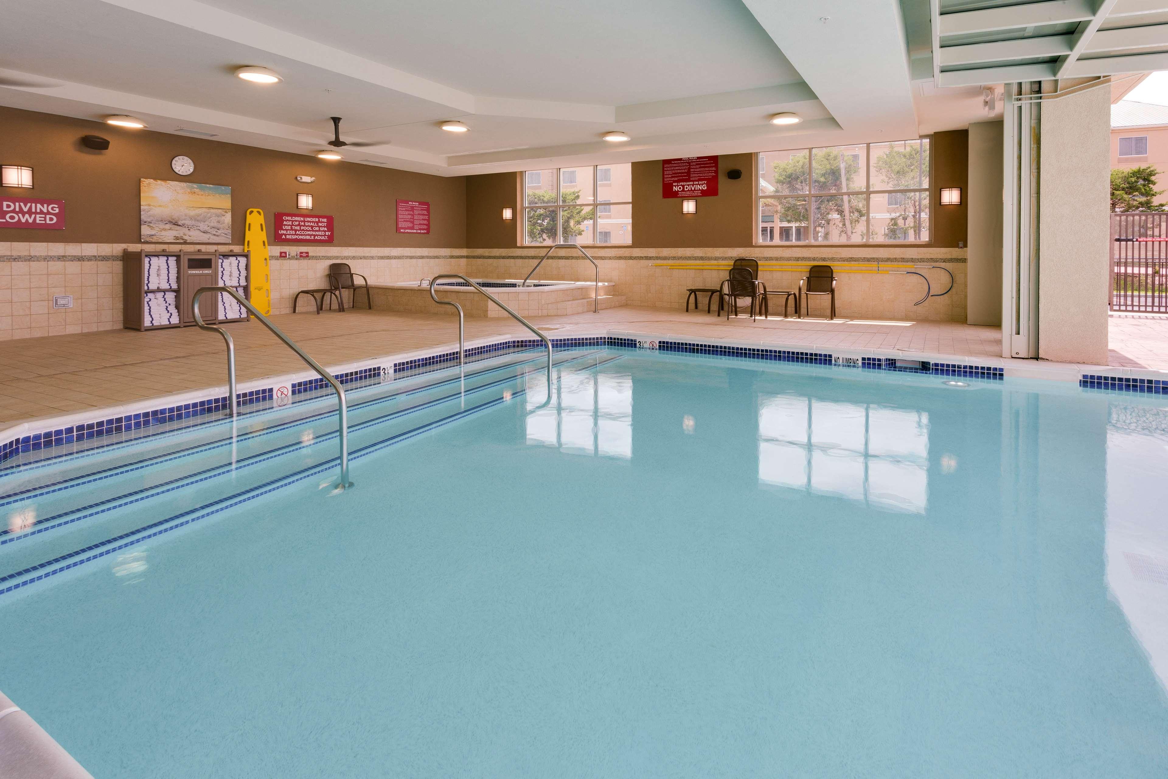 Howard Johnson Inn Columbia 24/50