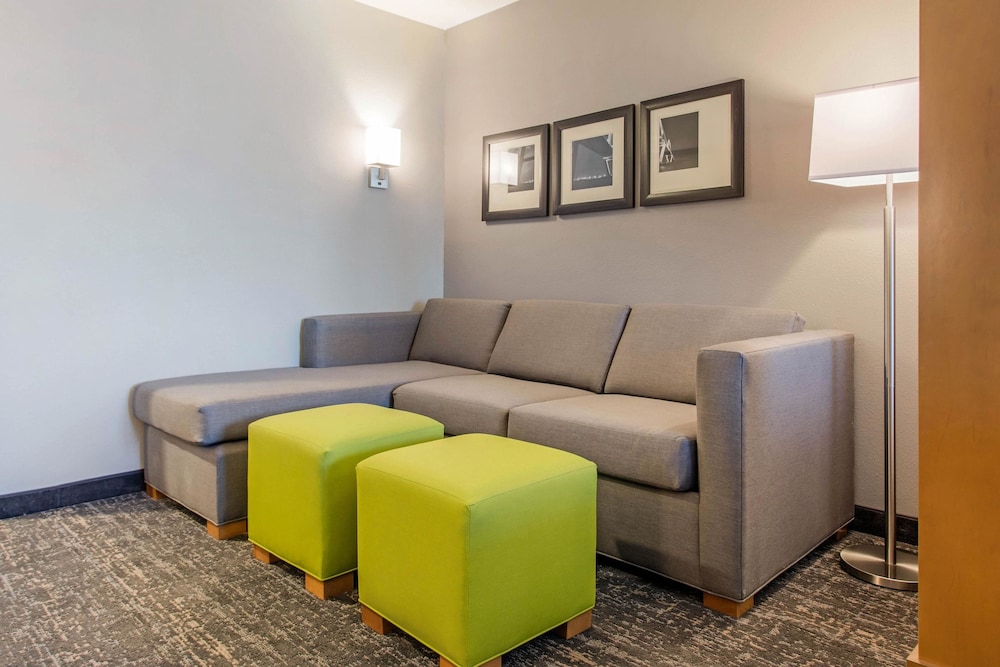 Comfort Suites North Charleston - Ashley Phosphate 25/32