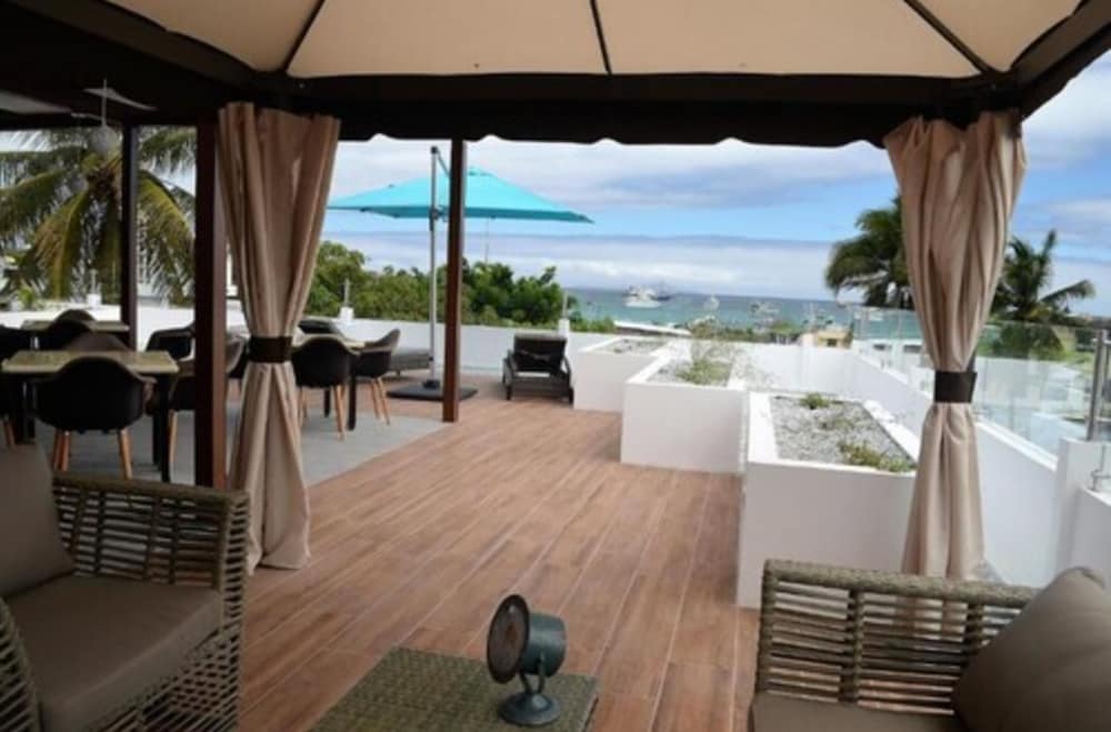 Ikala Galapagos Hotel 35/48