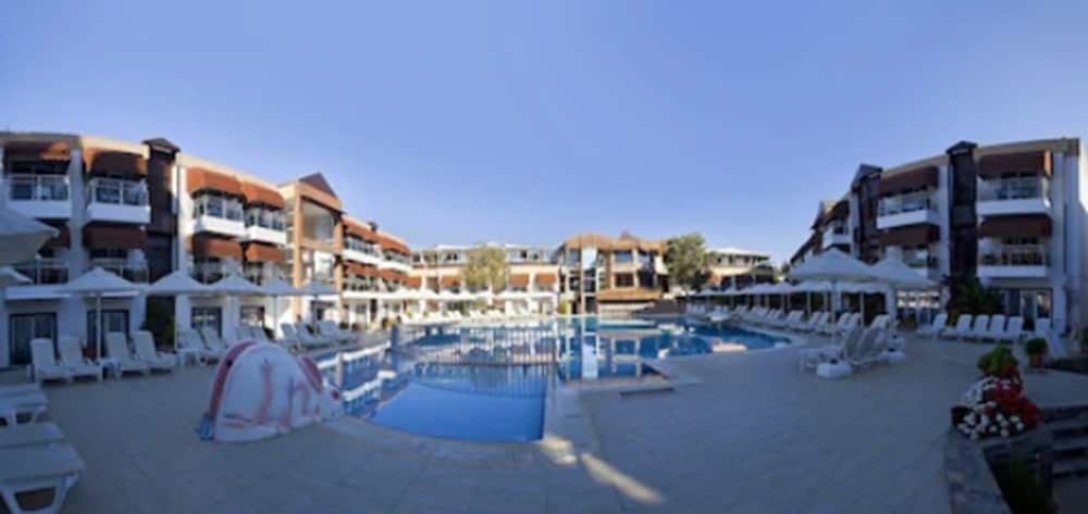 Risa Hotel 17/21