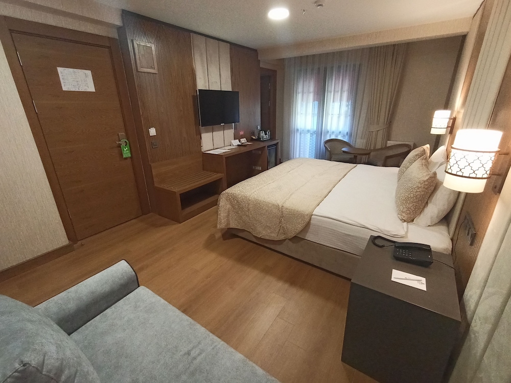 Bahcelievler Hotels 15/50
