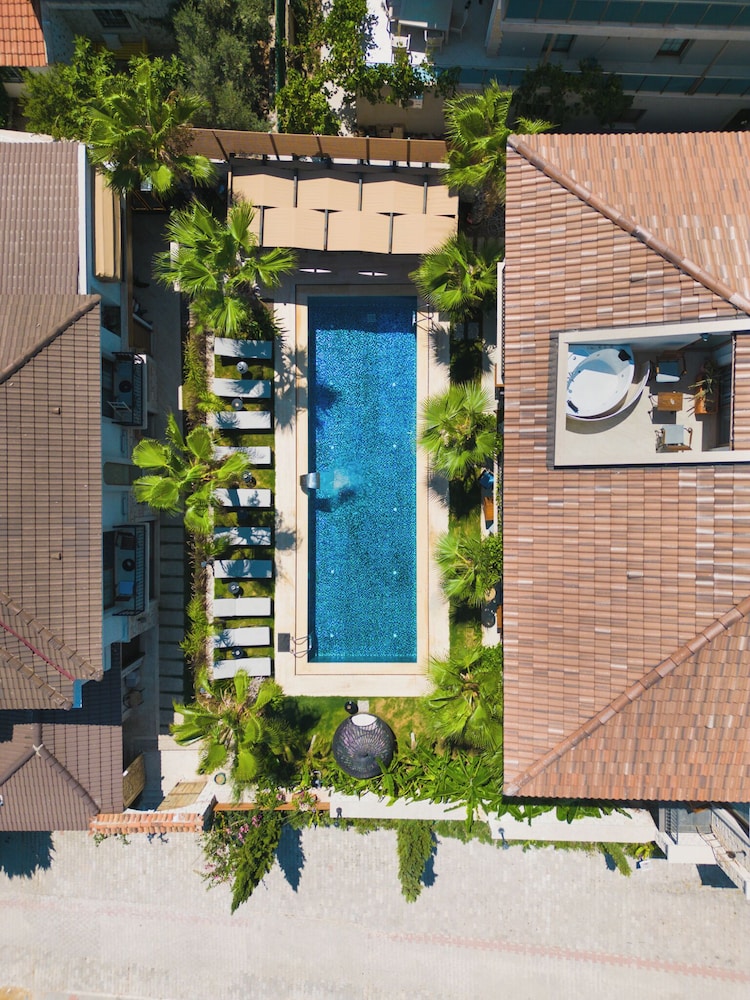 Avalon Boutique Hotel & Suites 3/59