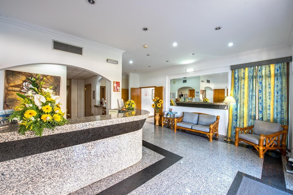 COLINA DO MAR HOTEL 8/32