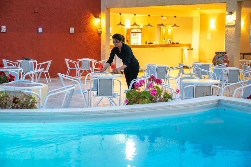 Hopps Hotel 13/41
