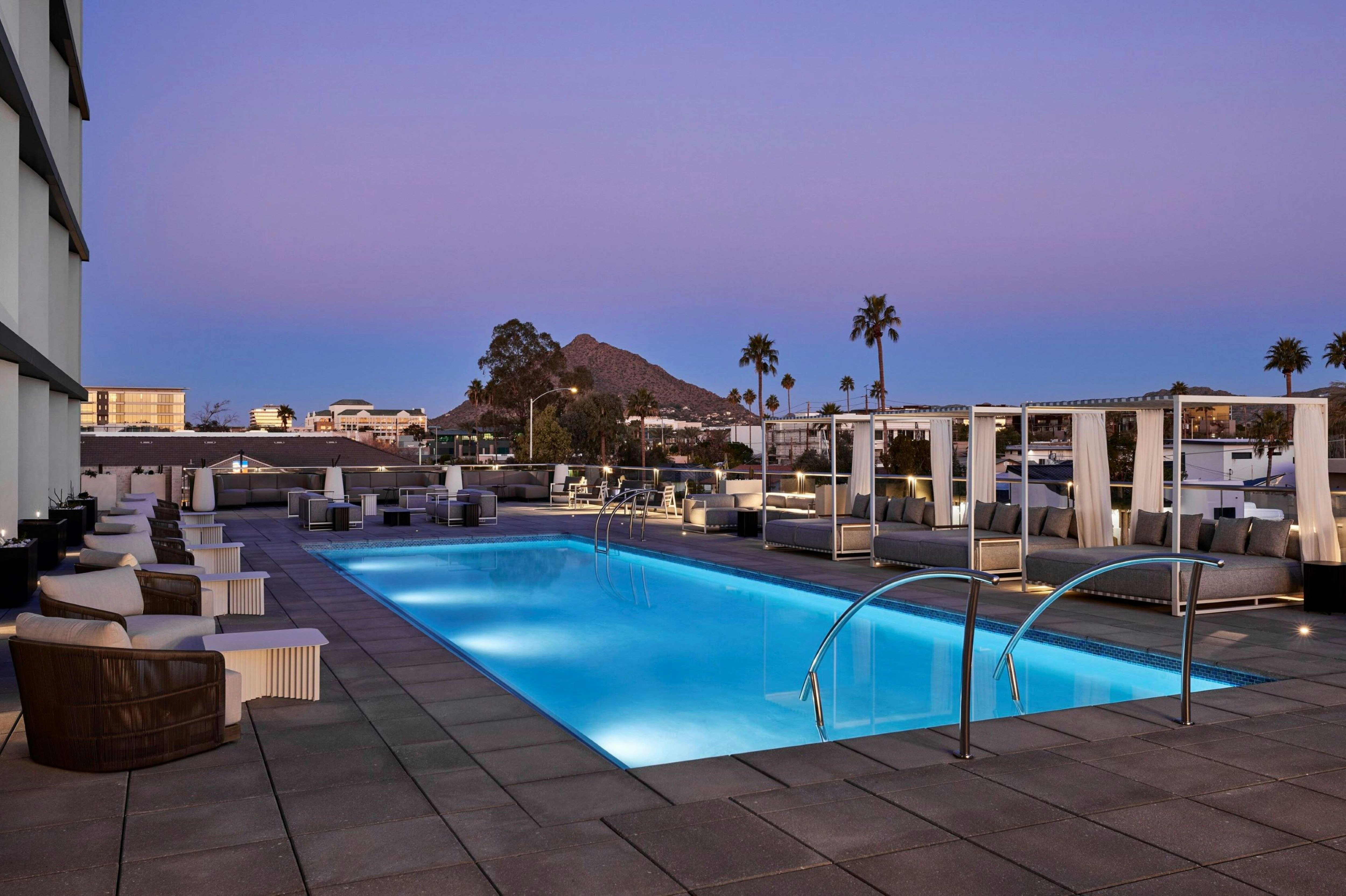 Senna House Scottsdale, Curio Collection by Hilton 40/42