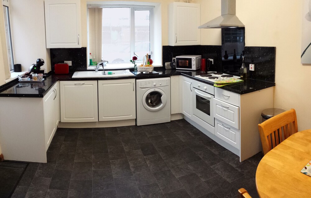 Darwin Cottage Self Catering In Elgin 4/50