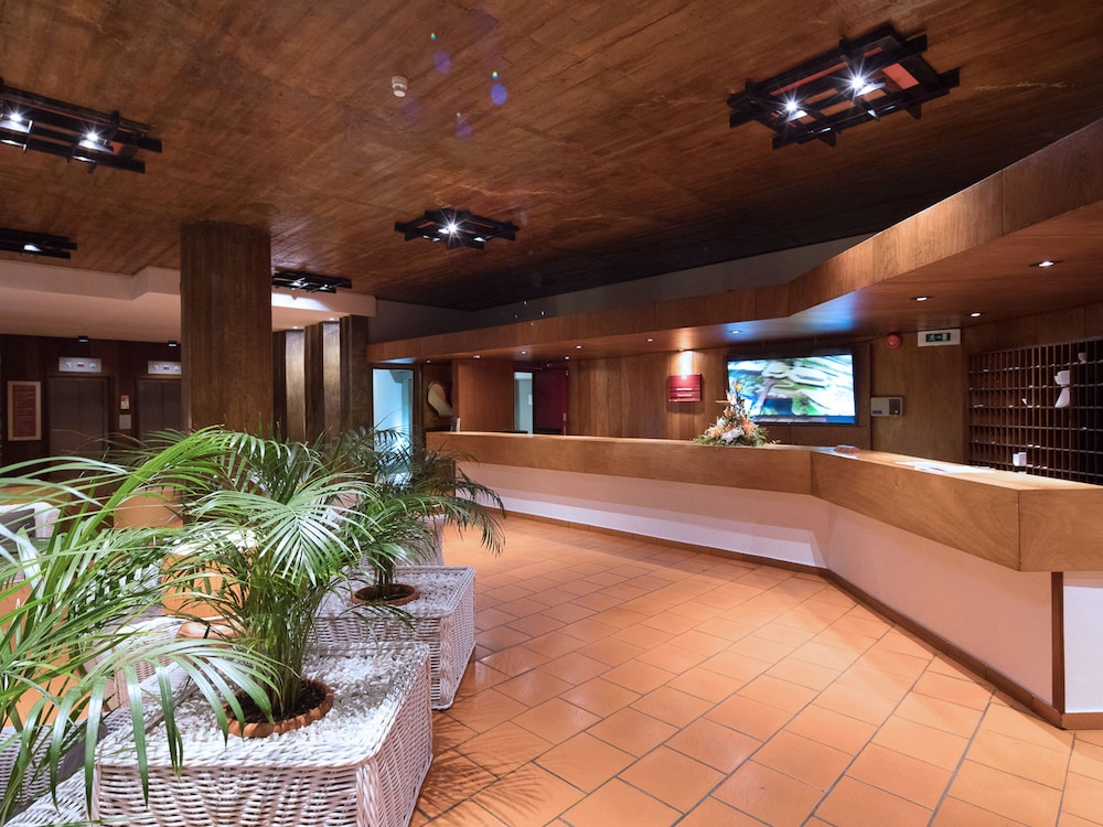 Baia Madeira Hotel - Ocean Beachfront 7/54