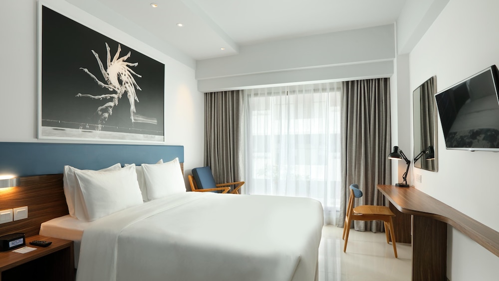 HOLIDAY INN EXPRESS BARUNA BALI 31/73