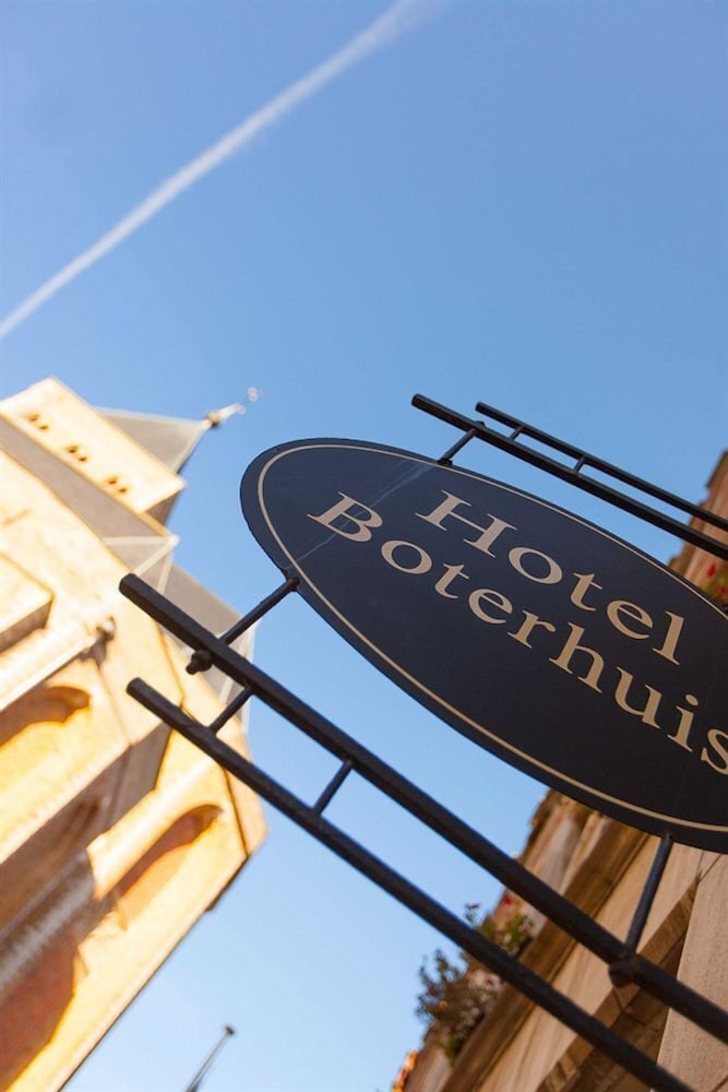 Boterhuis Hotel 5/50