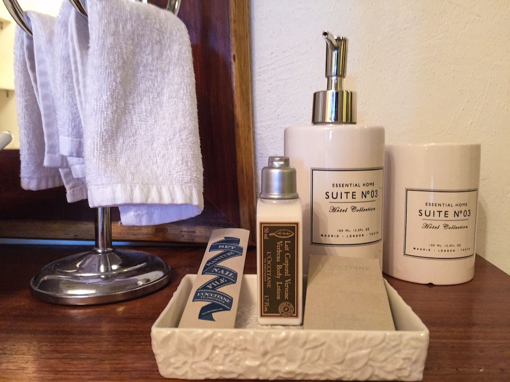Toto Blue Hotel Boutique 36/72