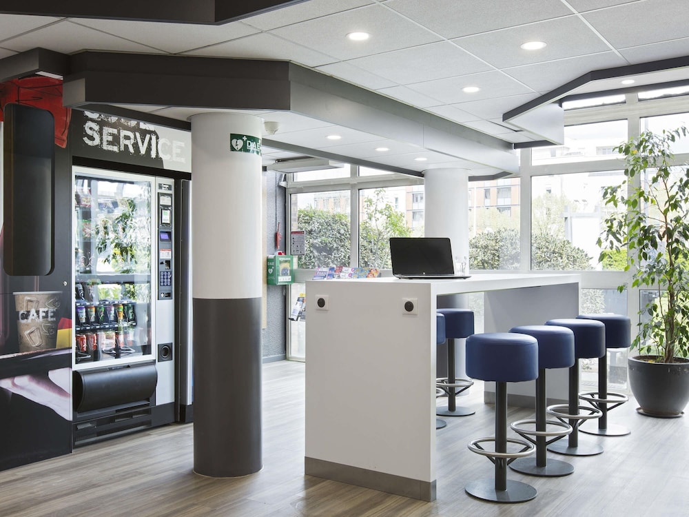 Hotel Ibis Budget de Fresnes 6/51